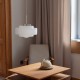 Eklektyczna szklana lampa wisząca Mémoire Embassy Interiors mosiądz