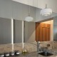 Eklektyczna szklana lampa wisząca Mémoire Embassy Interiors mosiądz