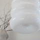Eklektyczna szklana lampa wisząca Mémoire Embassy Interiors mosiądz