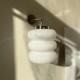 Eklektyczna szklana lampa wisząca Mémoire Embassy Interiors mosiądz