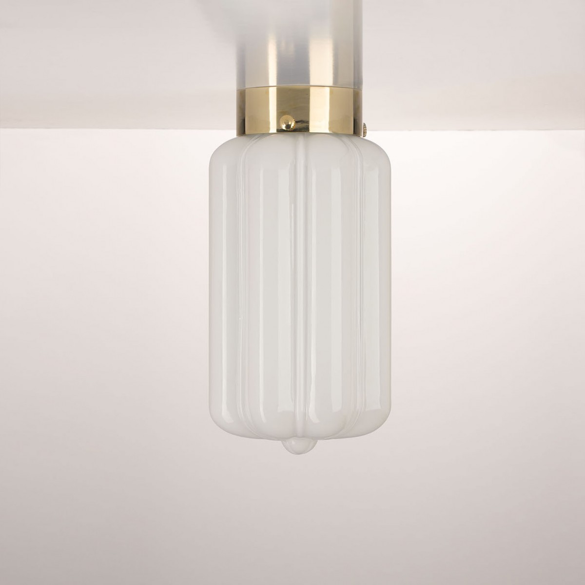Lampa wisząca SATURN Embassy Interiors